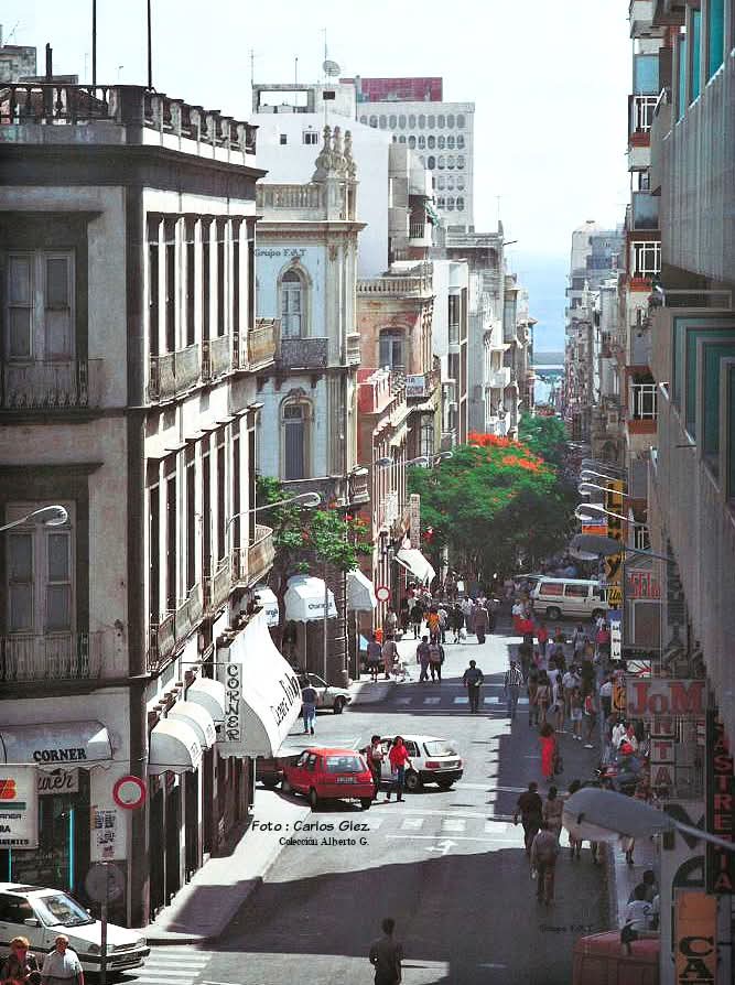 Calle del castillo.